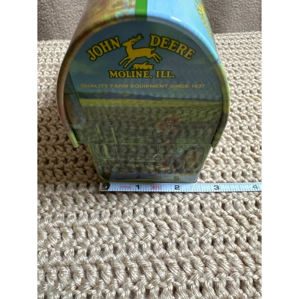 John Deere Vintage Style Domed Metal Tin Lunch Box Moline Illinois Tractor Green